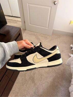 Nike Black Suede Women’s Dunk Low LX